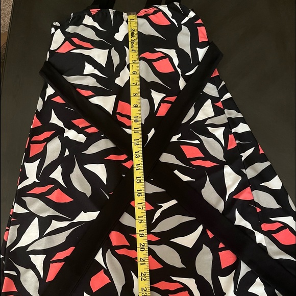 Impress sundress medium size with chest padding and black ties - Picture 4 of 7